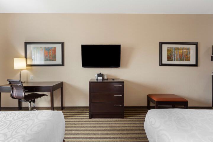 Room 25 of 46