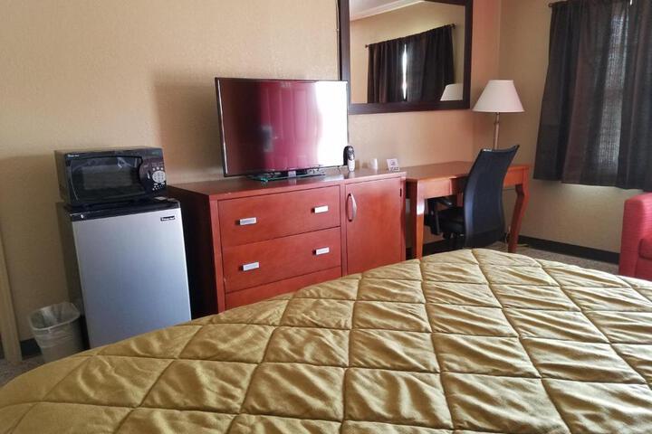 Budget Inn