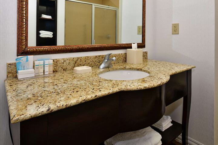 Hampton Inn & Suites Fredericksburg