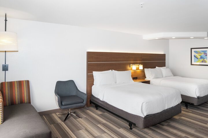 Holiday Inn Express & Suites Stroudsburg-Poconos by IHG