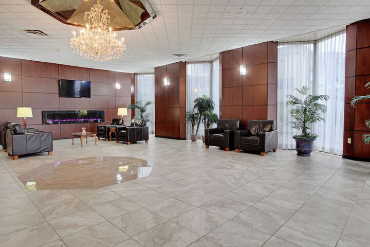 Hotel 3 of 33