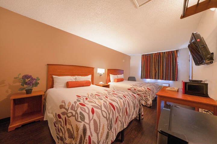 Room 44 of 60