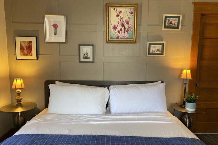 Room 28 of 36