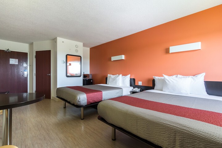 Room 40 of 75
