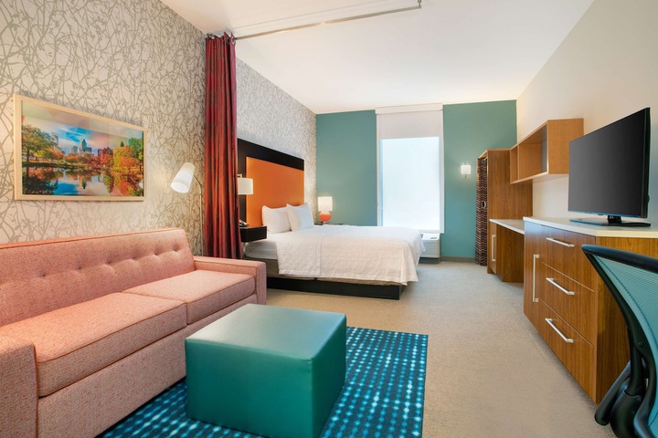 Room 18 of 33