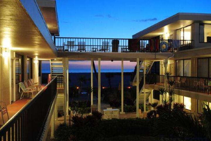 Thunderbird Beach Resort