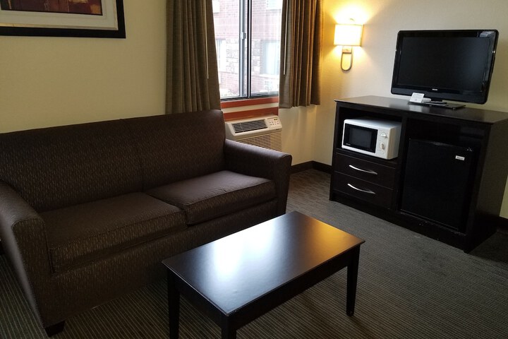 Room 22 of 28