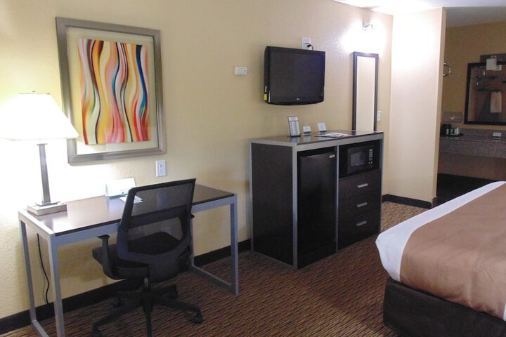 Quality Inn Glenpool - Tulsa