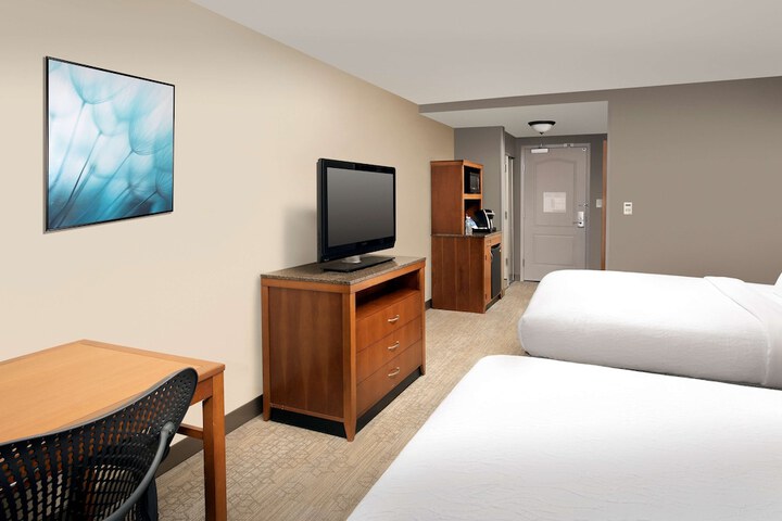 Room 20 of 33