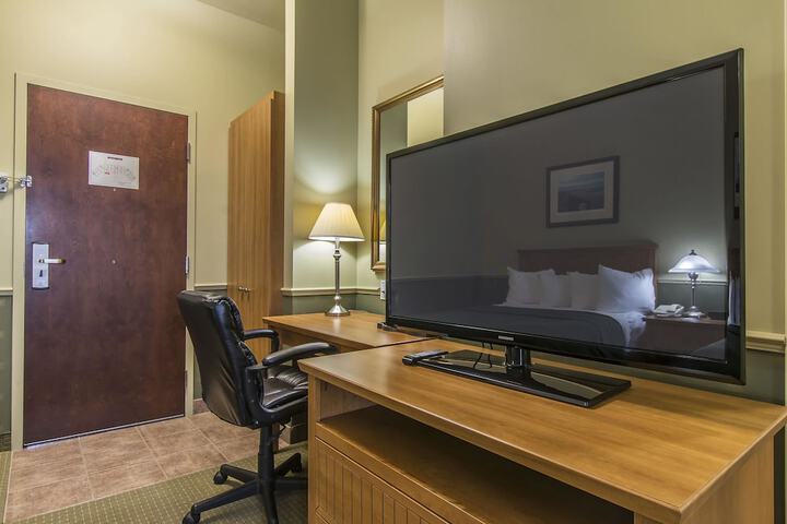 Room 19 of 68