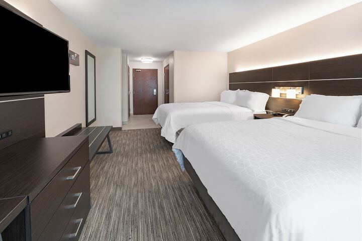 Holiday Inn Express & Suites Trinidad by IHG
