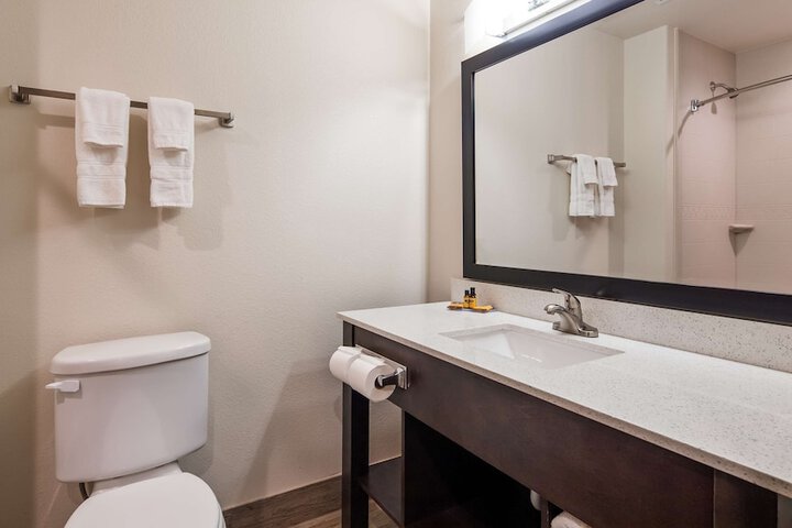 Best Western Plus Ardmore Inn & Suites