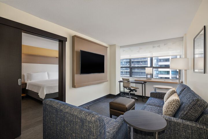 Room 81 of 159