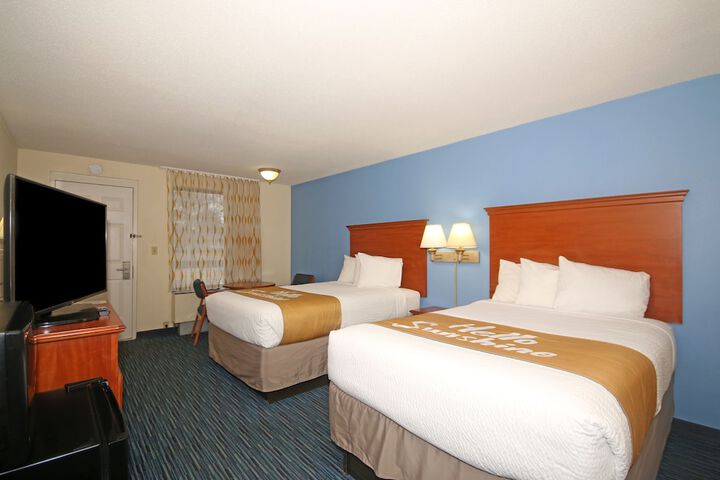 Room 13 of 24