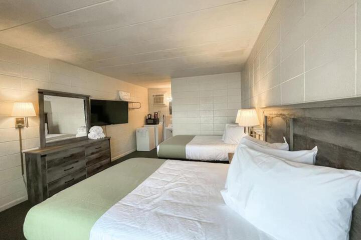 The Grand Regal Resort