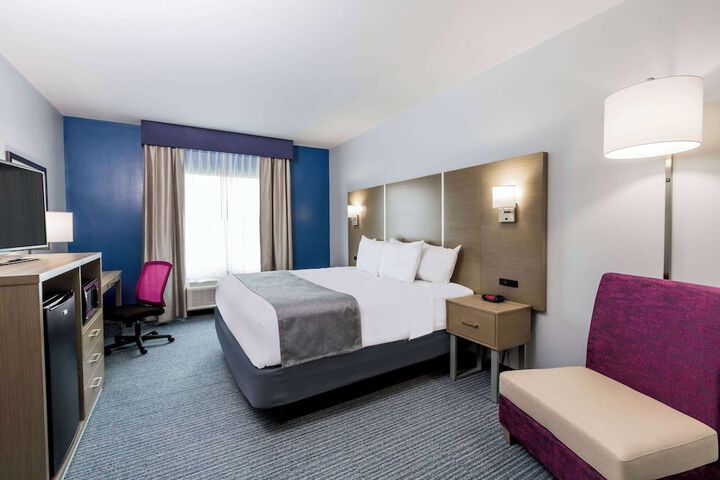 Room 19 of 28