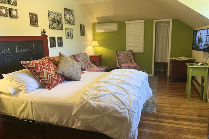 Room 45 of 105