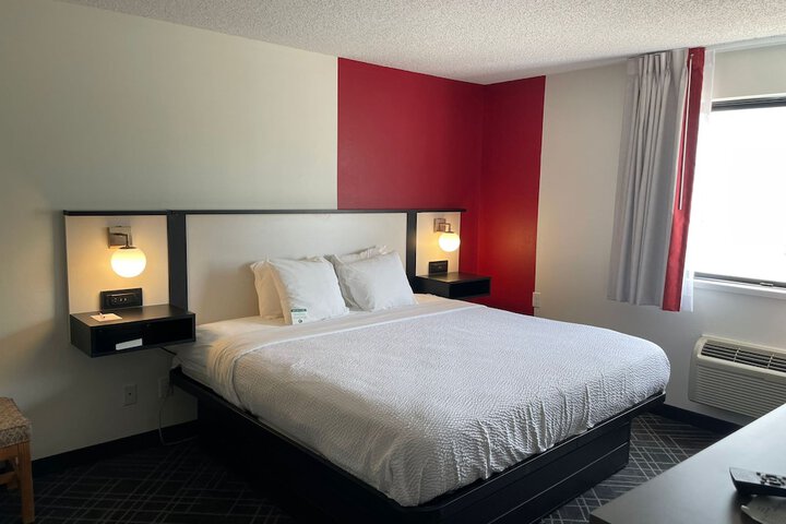 Room 29 of 46