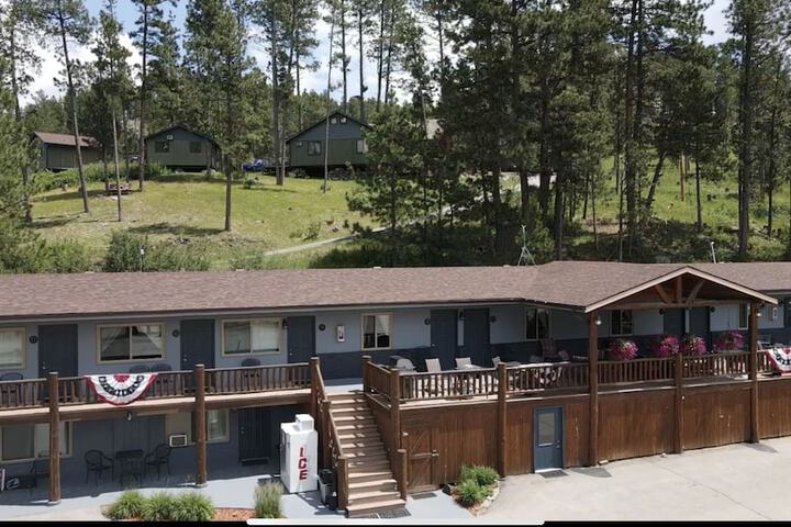 Mountain View Lodge & Cabins