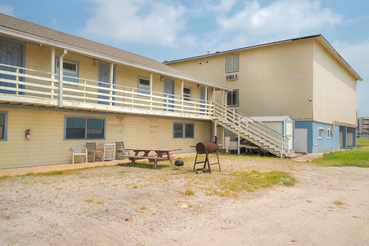 Hotel 4 of 96