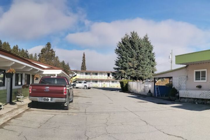 Cedars Motel