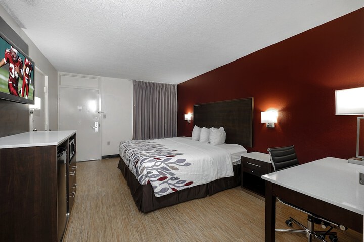 Room 35 of 37