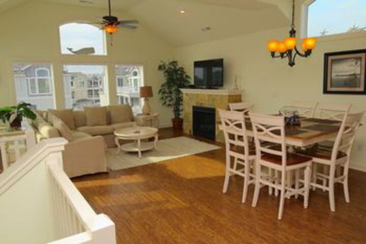 Villas at Corolla Bay by Kees Vacations