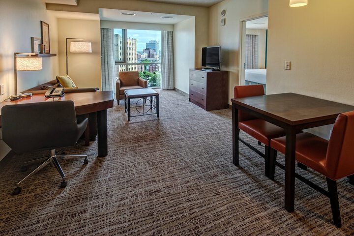 Room 33 of 44