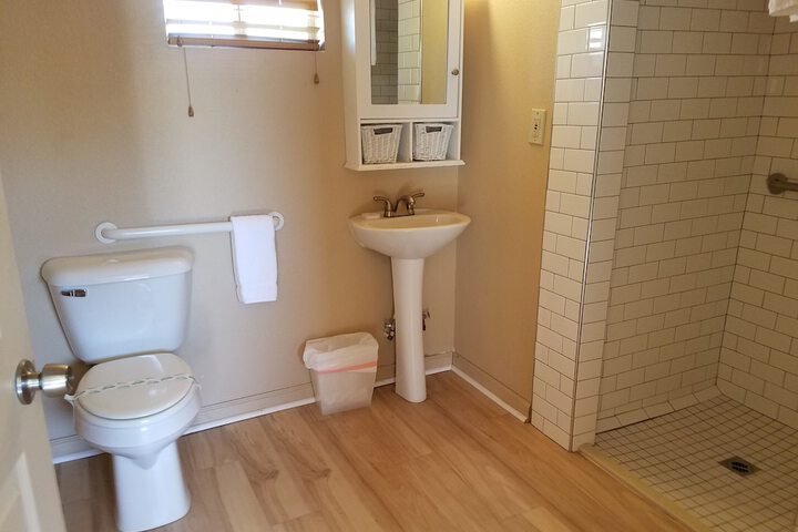 Room 18 of 42