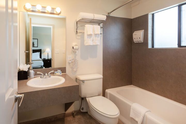 Room 6 of 21