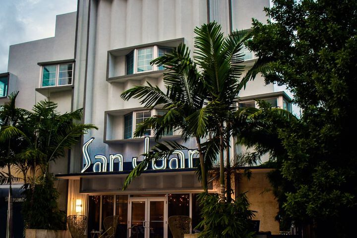 Hotel 2 of 49
