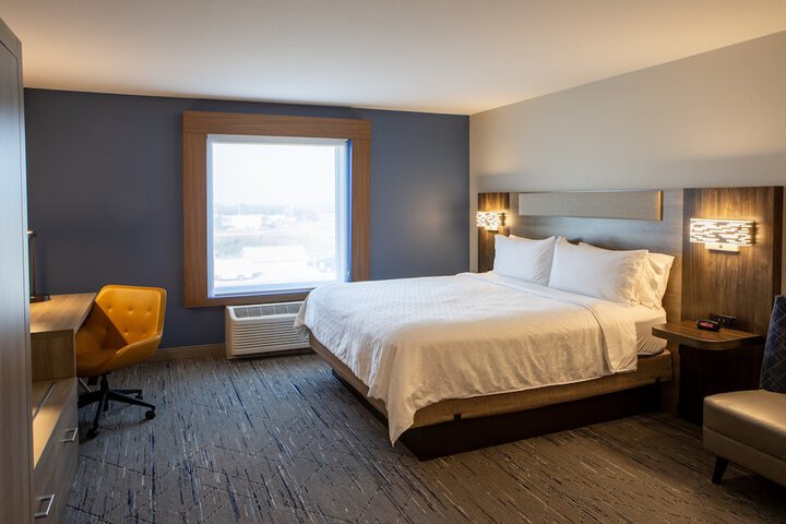 Room 46 of 93