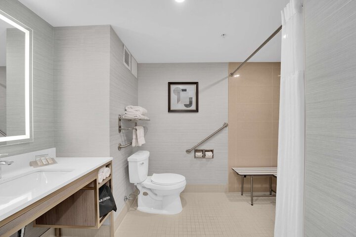 Hilton Garden Inn Toronto / Brampton