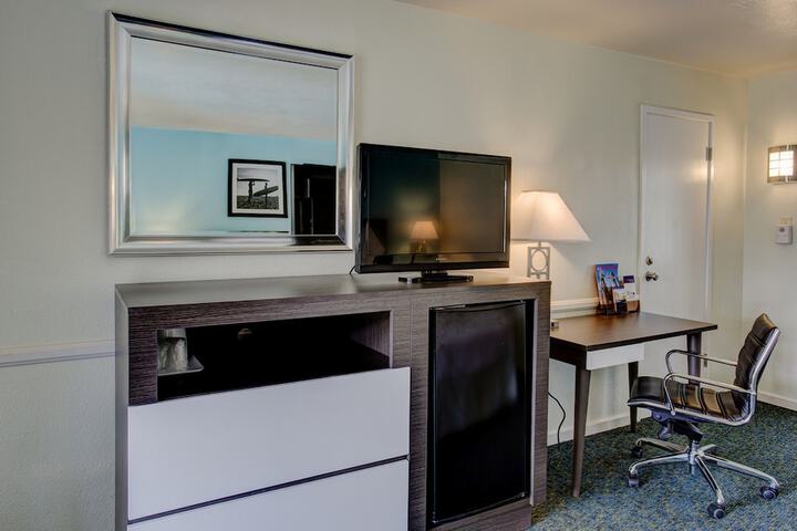Room 54 of 116