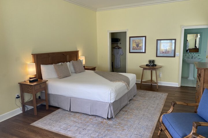 Room 12 of 53