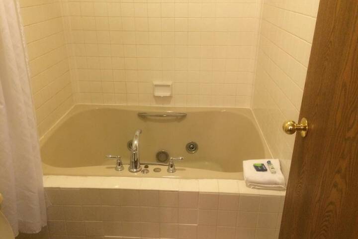 Room 11 of 26