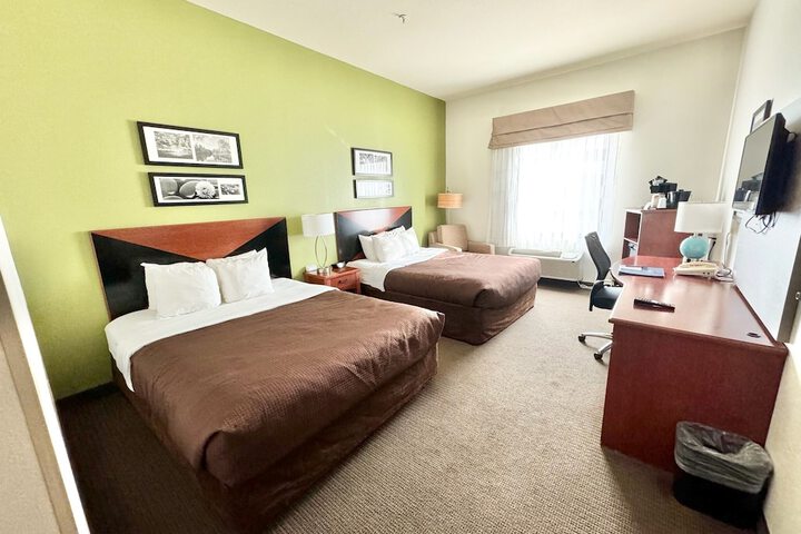 Room 10 of 29