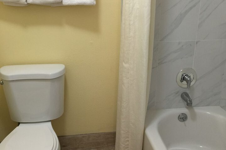 Room 18 of 35