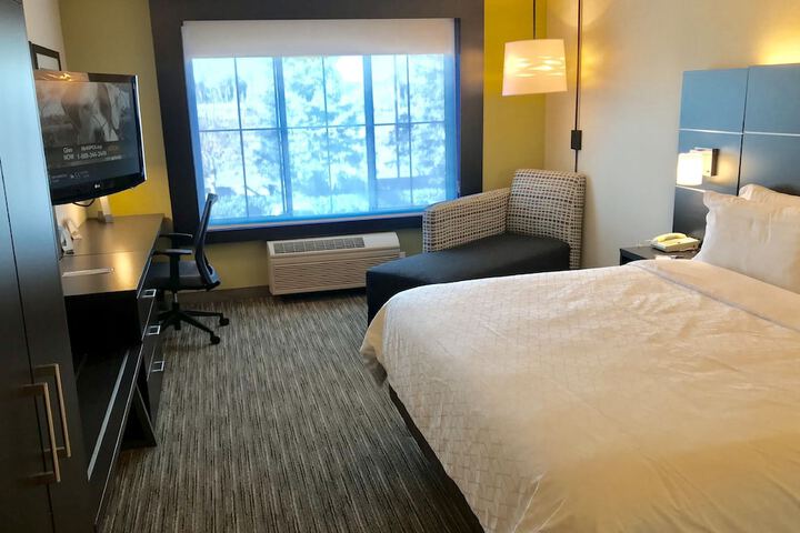 Holiday Inn Express Hotel & Suites Tracy by IHG