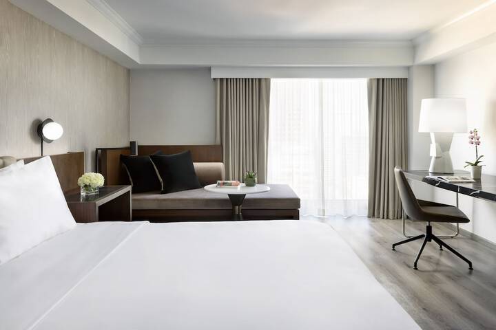 Room 45 of 74