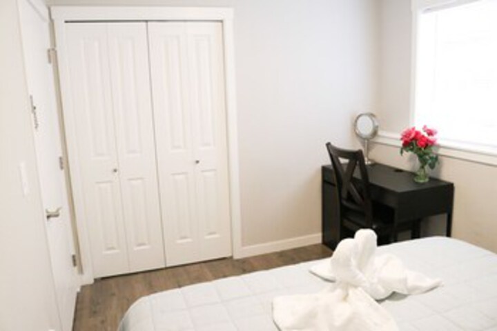 North Seattle Guesthouse