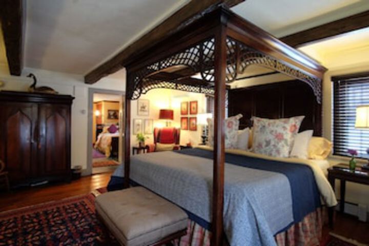 Olde Rhinebeck Inn c. 1745