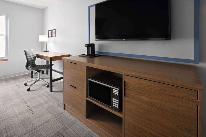 AmericInn by Wyndham Iron Mountain