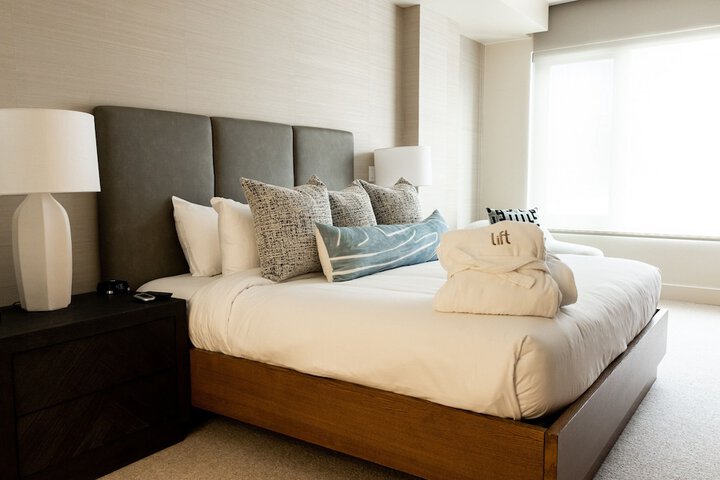 Room 122 of 187