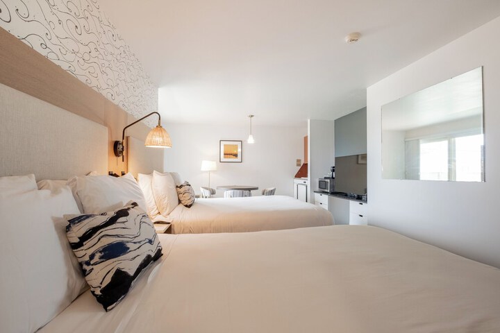 Aspinquid Resort