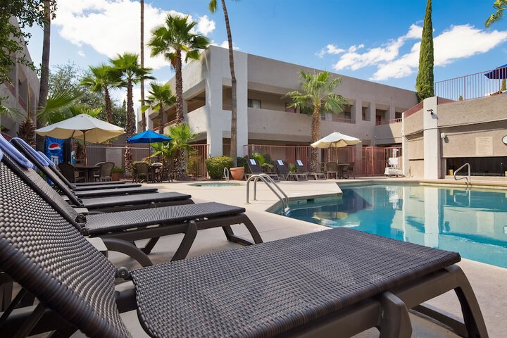 Pool 4 of 63