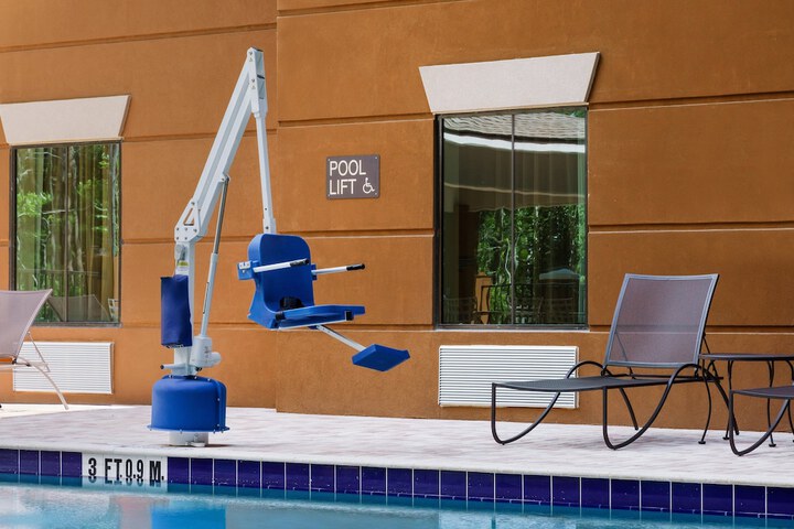 Pool 6 of 34