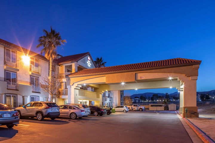 Hotel 2 of 42