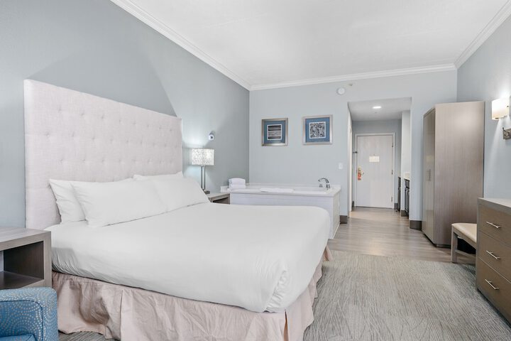 Cherry Tree Inn & Suites