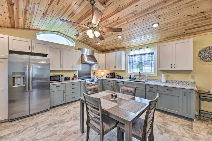 Modern Marlinton Home w / Hot Tub & Mtn Views!